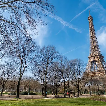 Ac & Duplex Close To Eiffel Tower - 20 Min Away Appartamento *